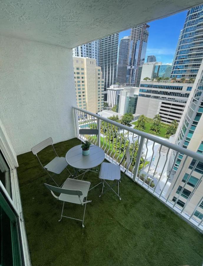 Studios In Brickell With Pool, Gym, Free Parking And Game Room Miami Dış mekan fotoğraf