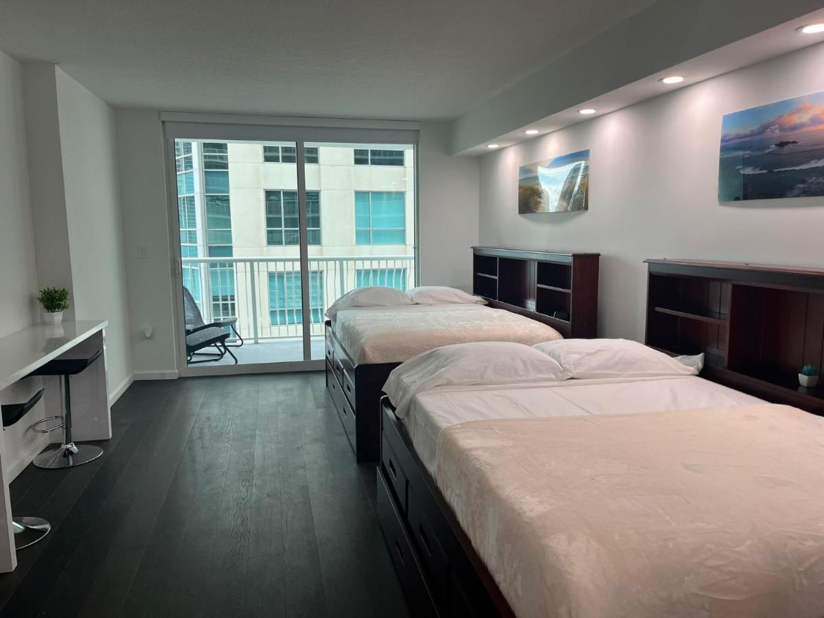 Studios In Brickell With Pool, Gym, Free Parking And Game Room Miami Dış mekan fotoğraf