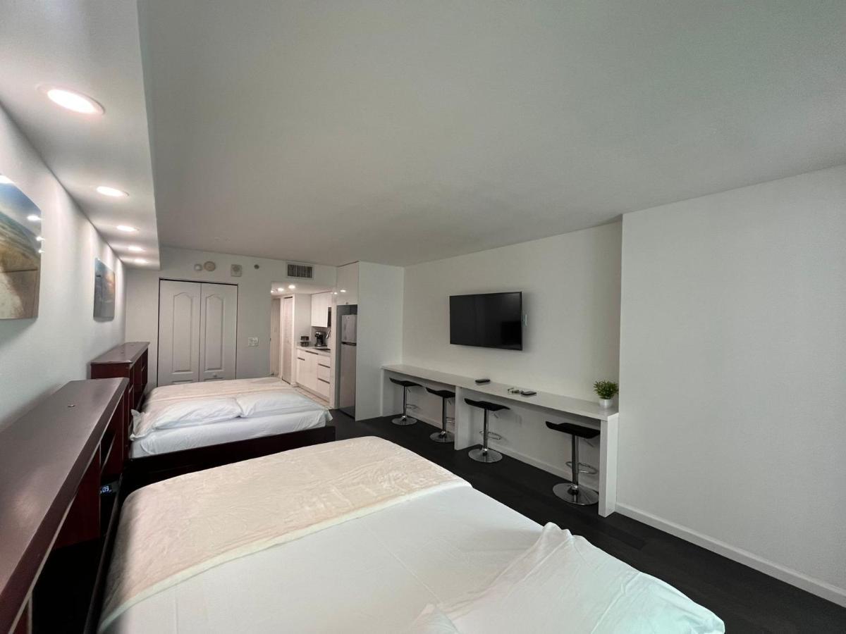 Studios In Brickell With Pool, Gym, Free Parking And Game Room Miami Dış mekan fotoğraf